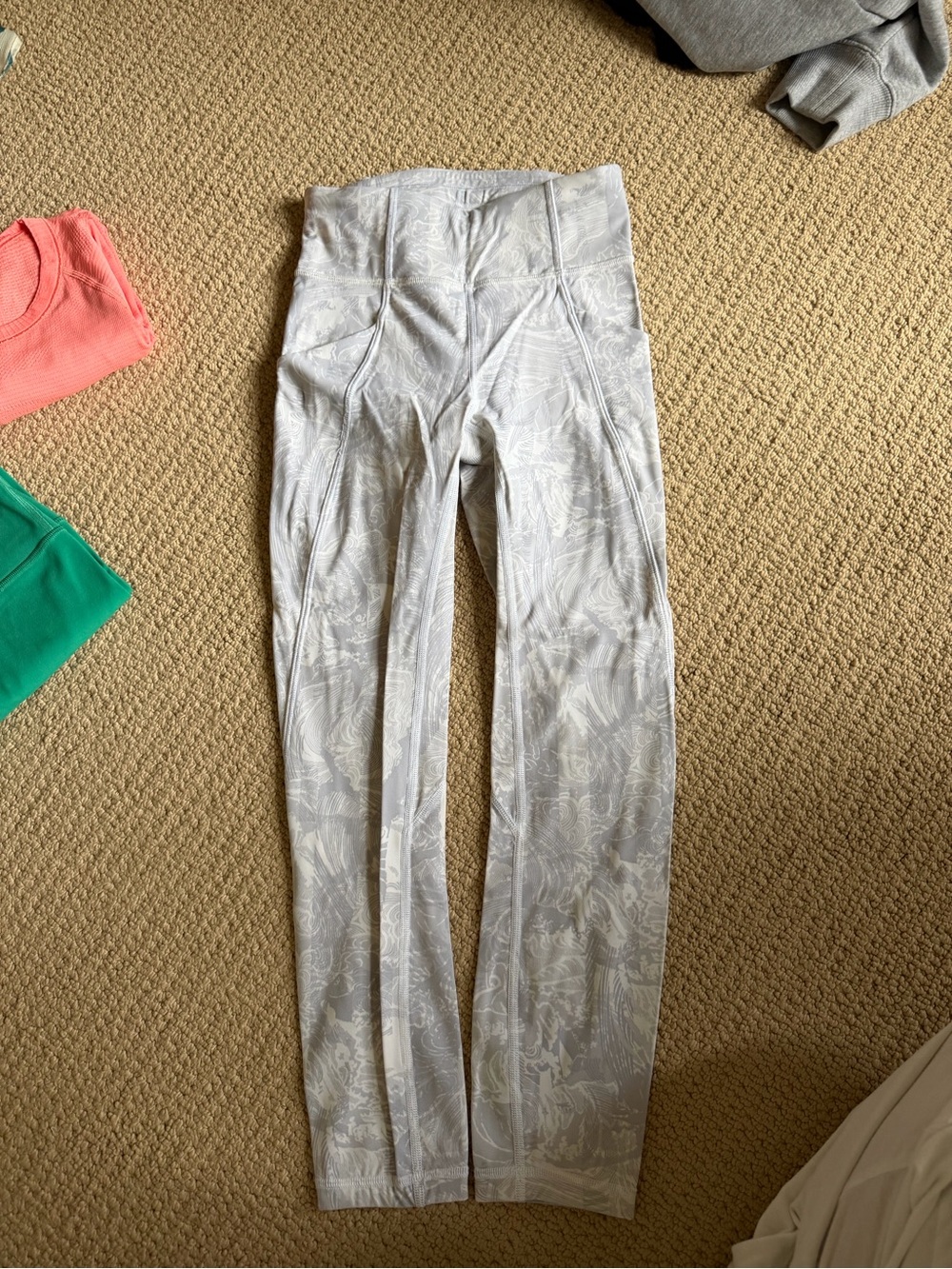lululemon athletica Light Gray Printed Leggings